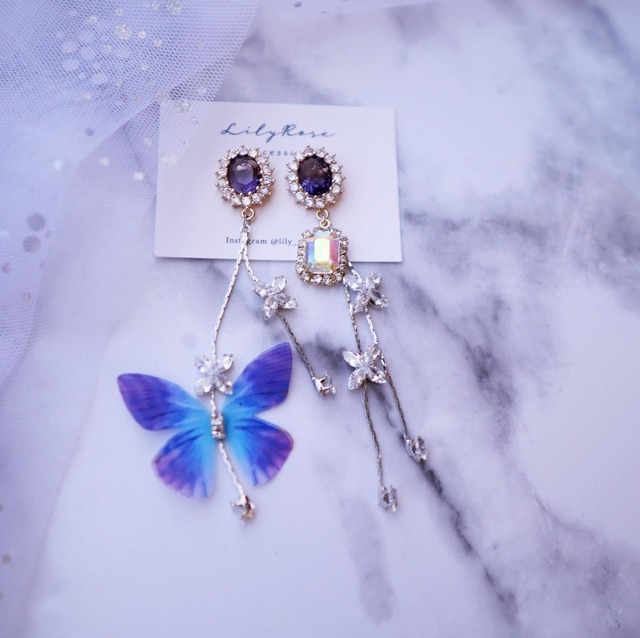 鬼滅の刃 蝶ピアス Lilyrose