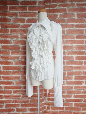 三角襟の背面編み上げフリルシャツ　白
