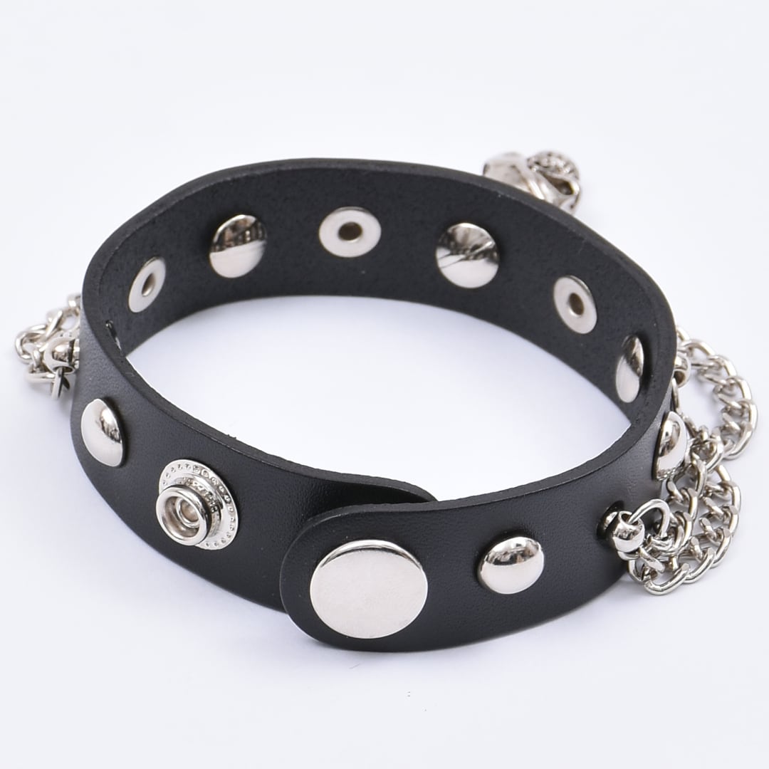 3/4新着】スカルスタッズチェーンブレスレット | VOLCAN&APHRODITE