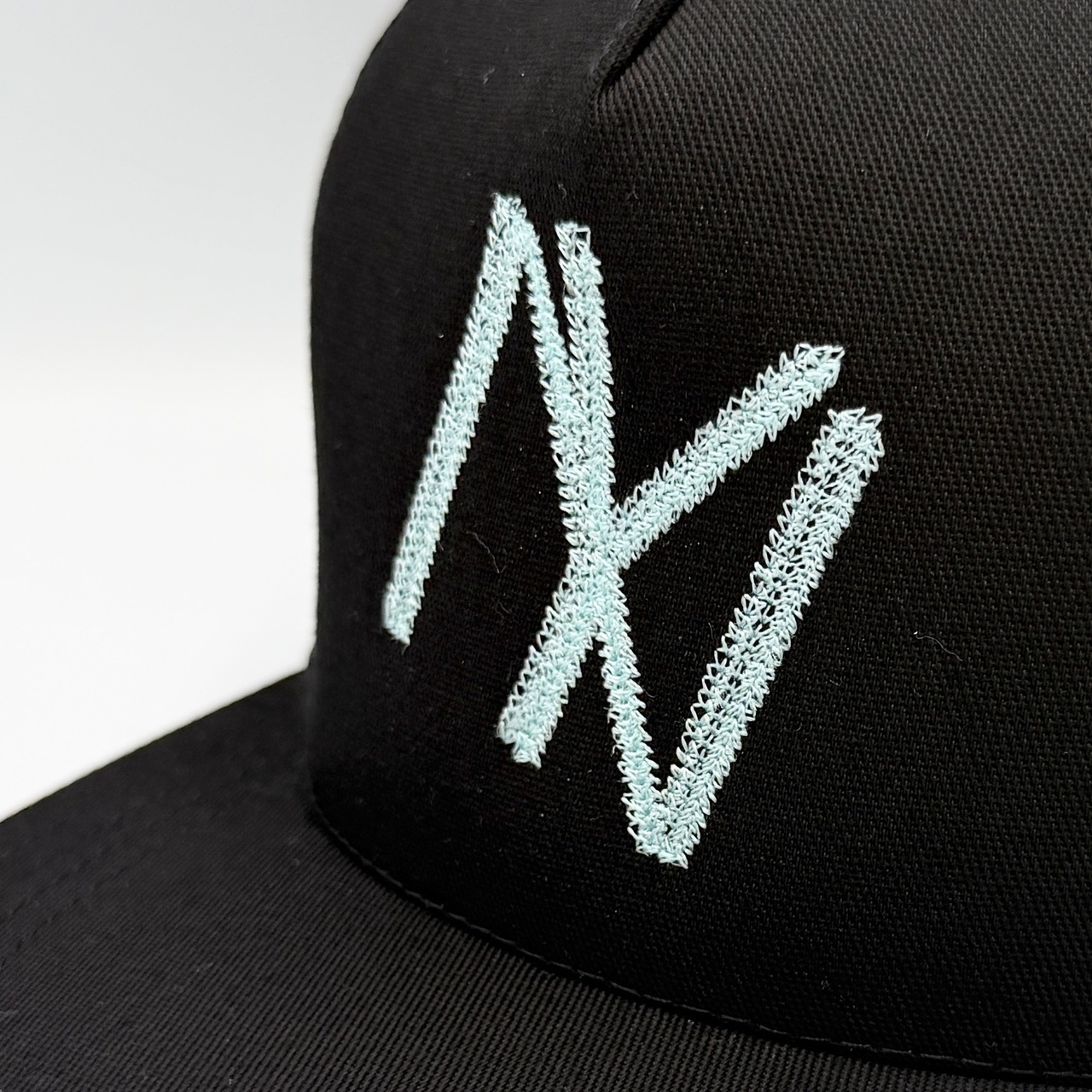 【gifthat別注】Coopers Town Chain Stitch Logo Mesh Cap