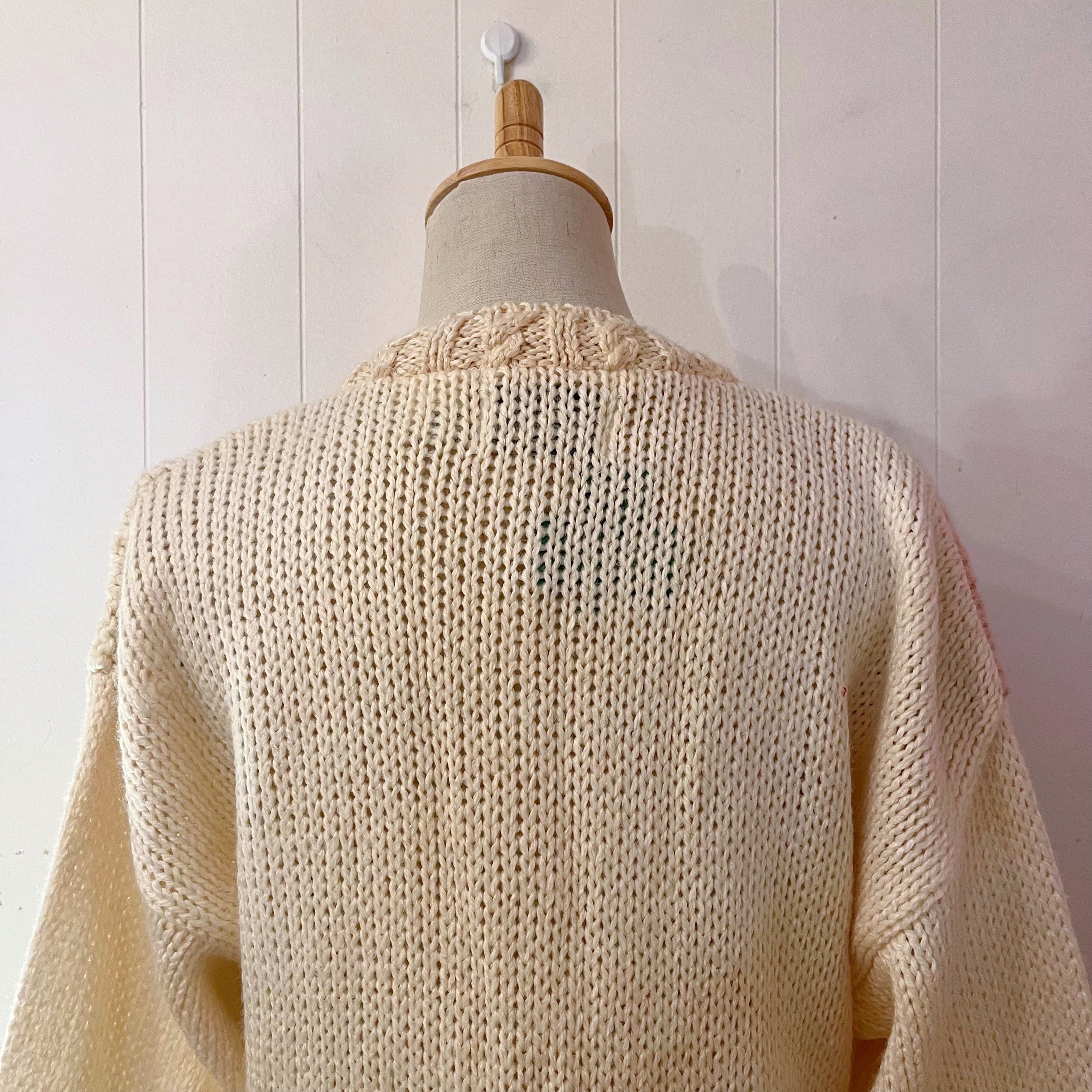 flower check knit sweater