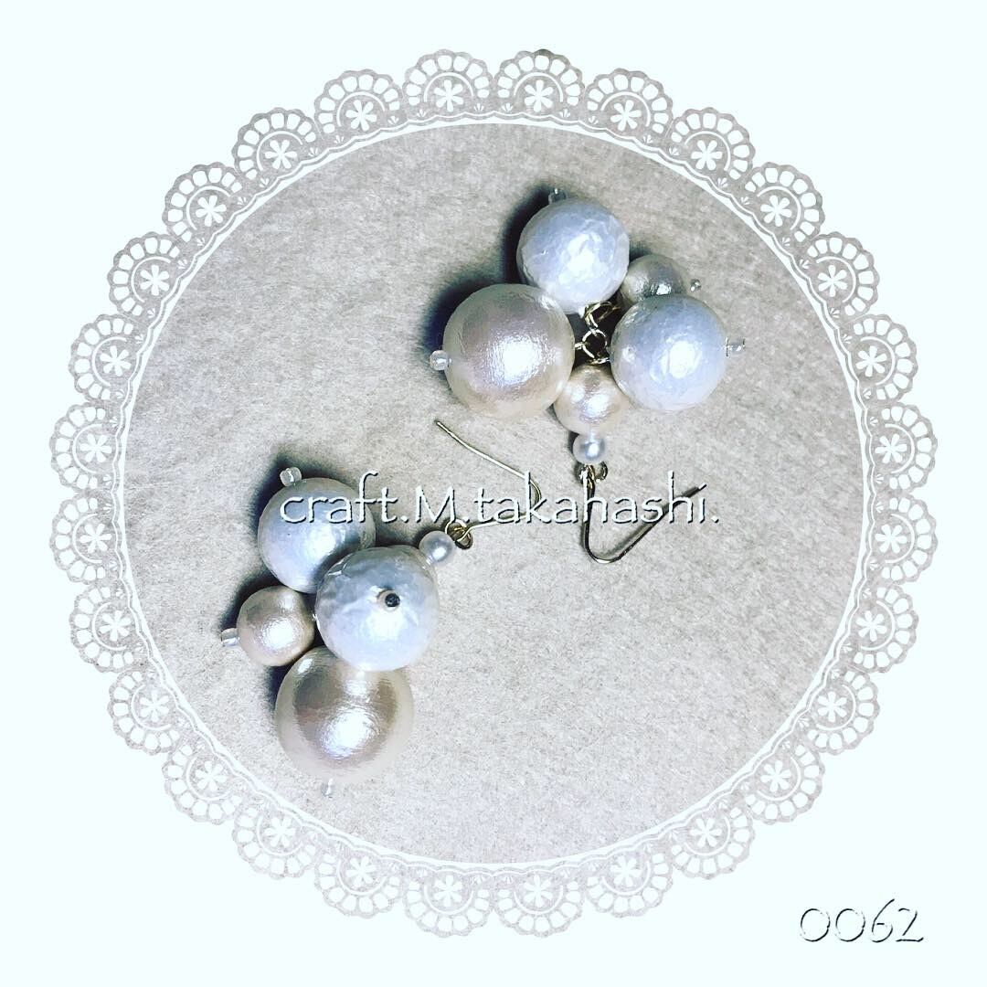 0062:コットンパールとシュリンクパールの上品ピアス