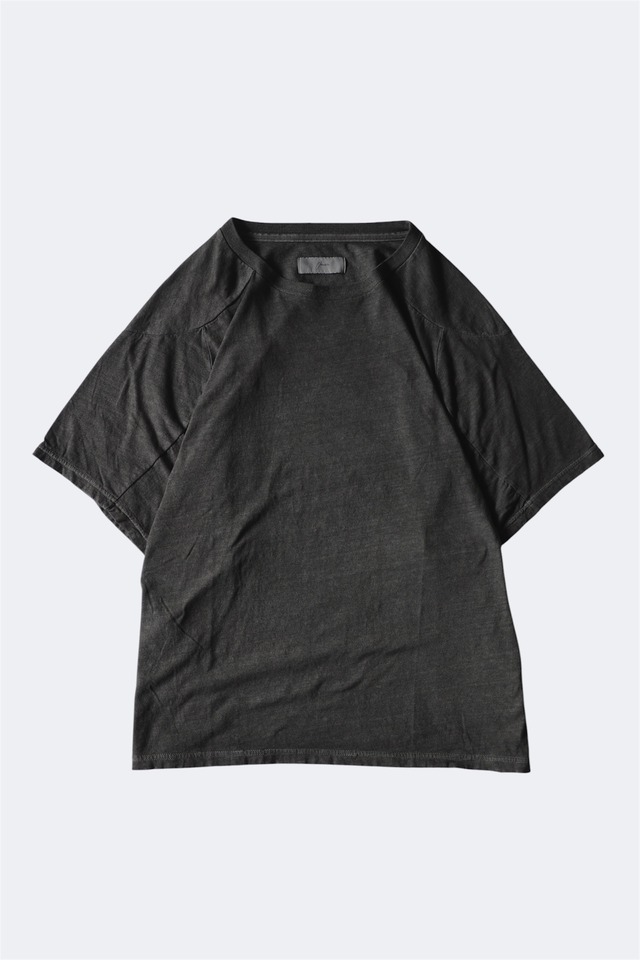 amachi.【Fabric Forming Tee -Sumi-】