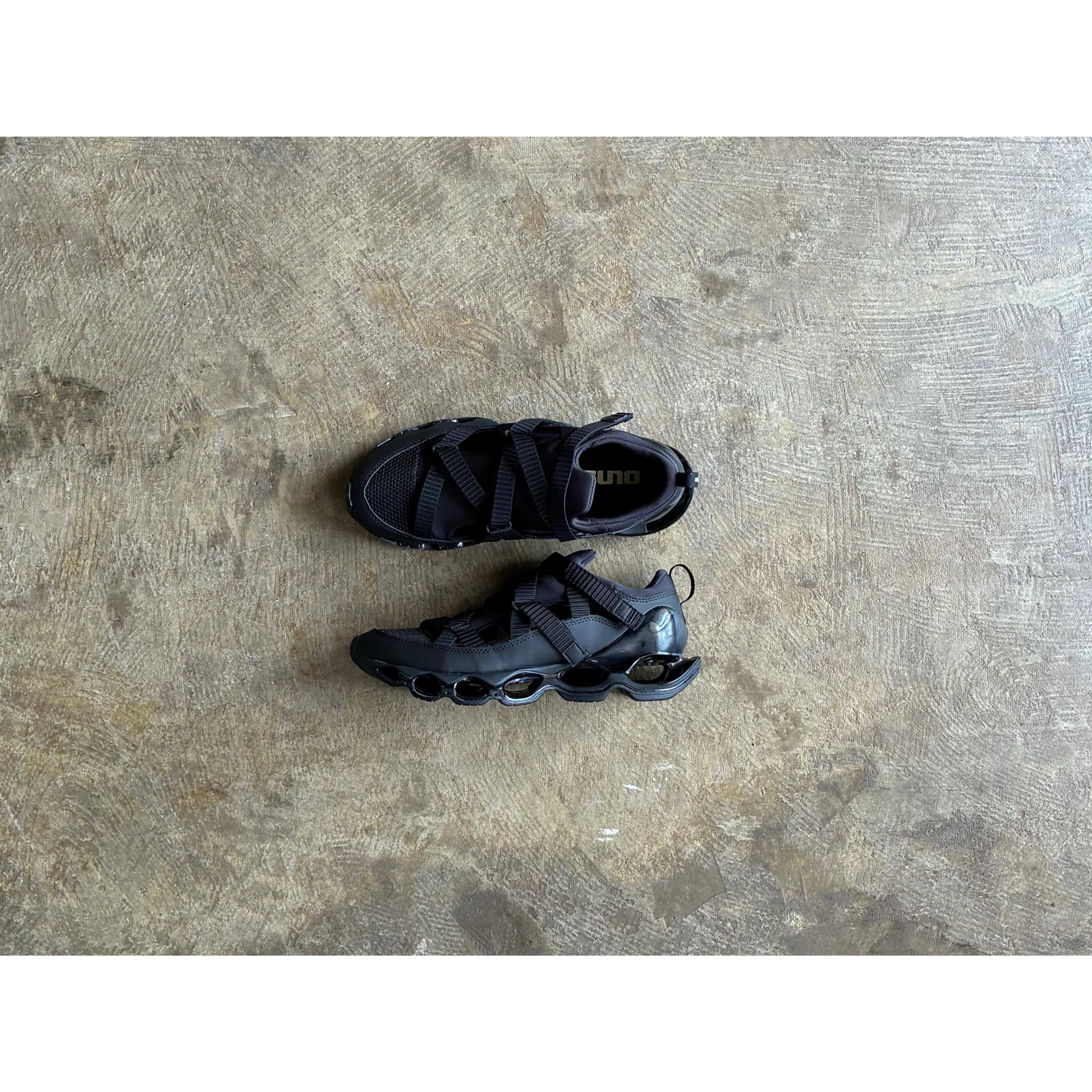 MIZUNO(ミズノ) WAVE PROPHECY STRAP Black | AUTHENTIC Life Store