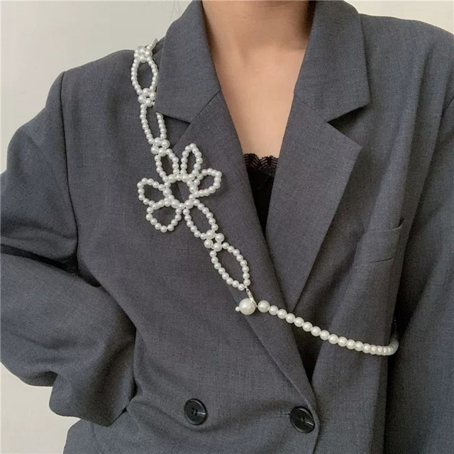 Fake Pearl Flower Body Strap 01441