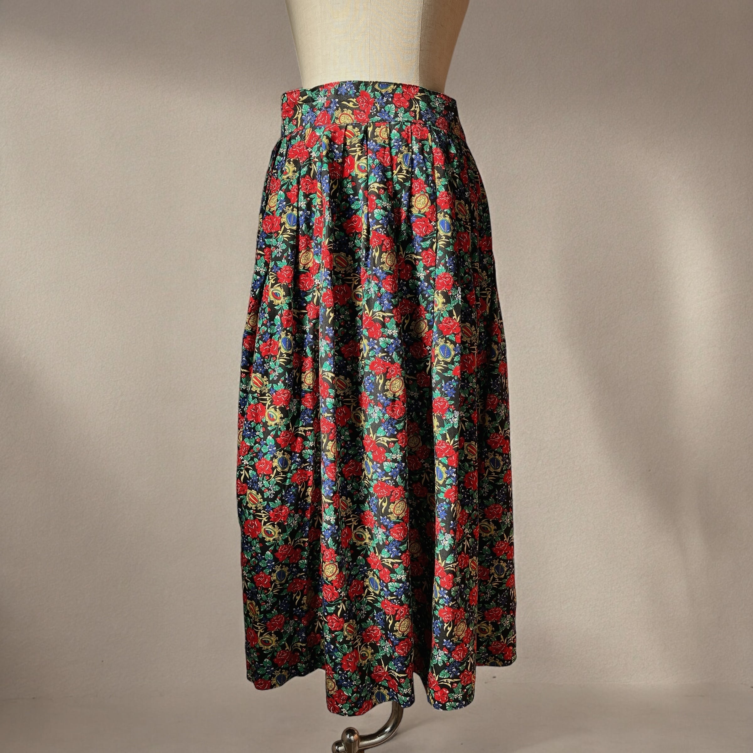used レトロ 花柄 ロング スカート 古着 ヴィンテージ vintage | 古着  
