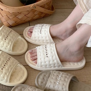 【SLIPPER】英字ロゴ編みデザインスリッパ