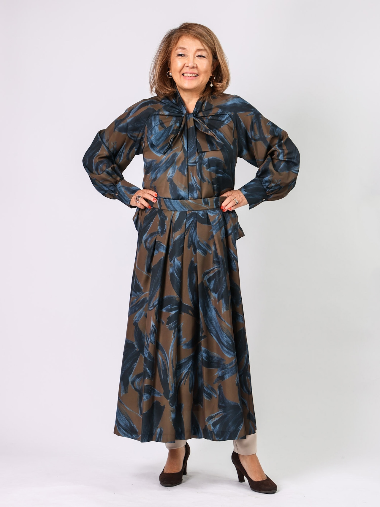 BRAHMIN(プリントボウタイブラウス)