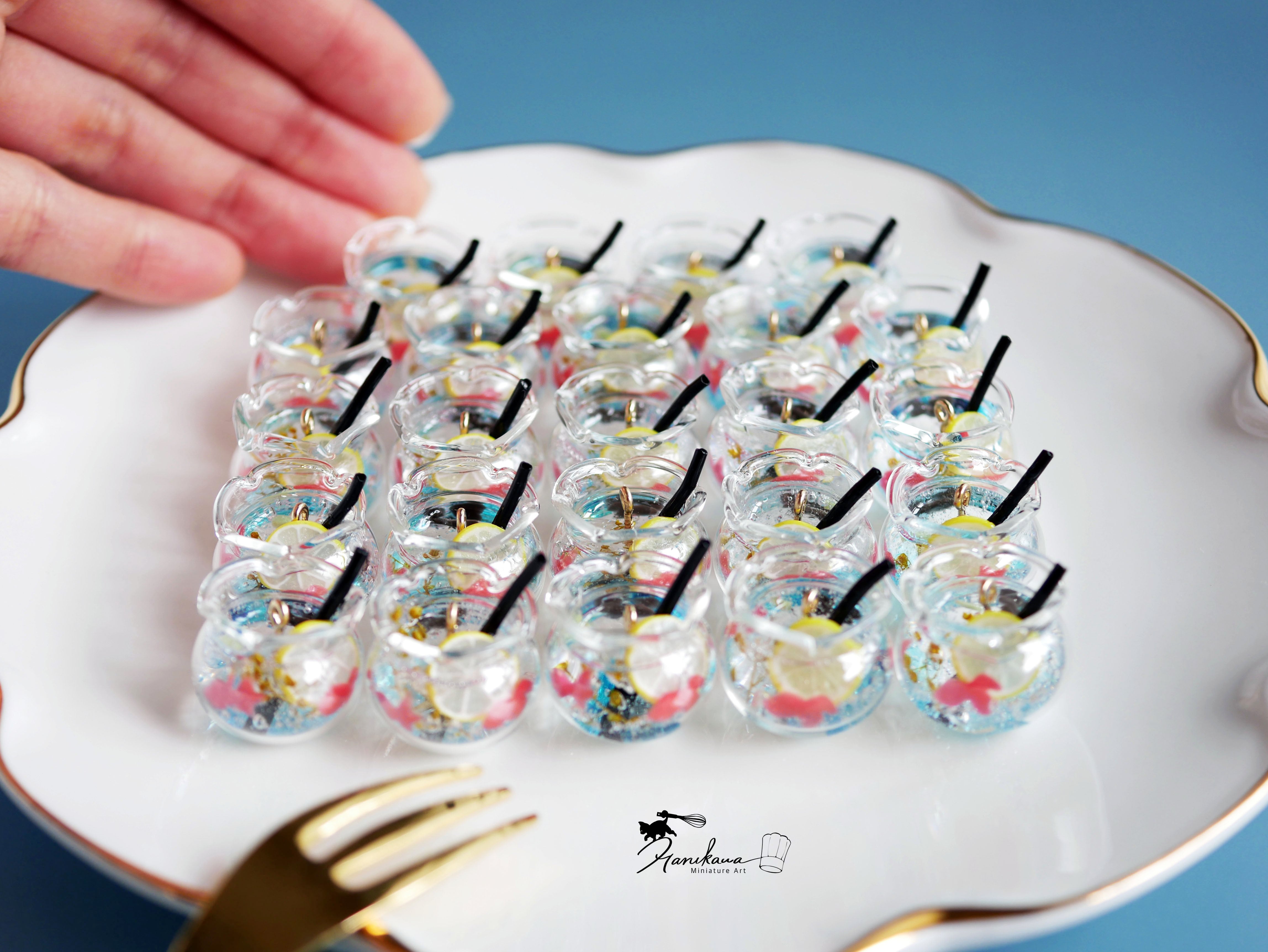 夏限定【ピアス/イヤリング】ブルーストーンと輝く金魚鉢ソーダ | Harukawa