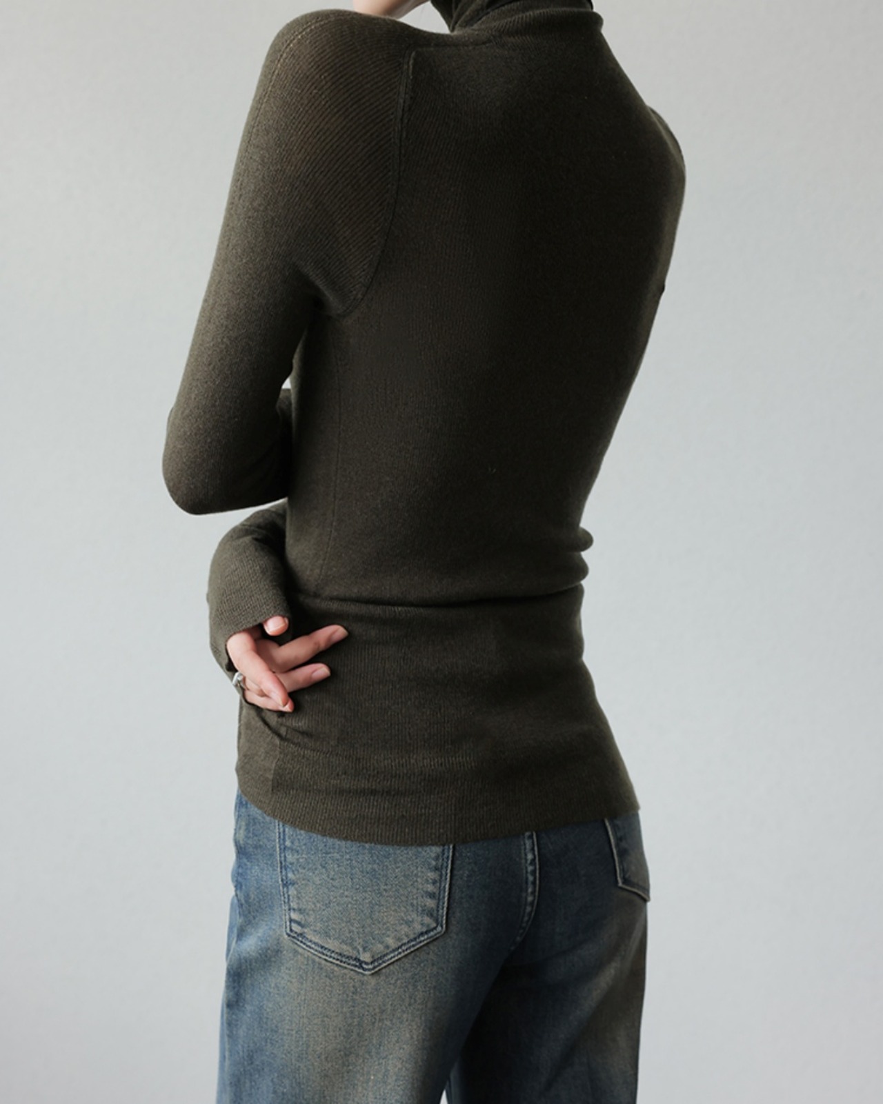 High neck knit long sleeve Top T20116