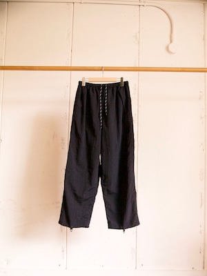 wonderland, Wing pants / BLACK