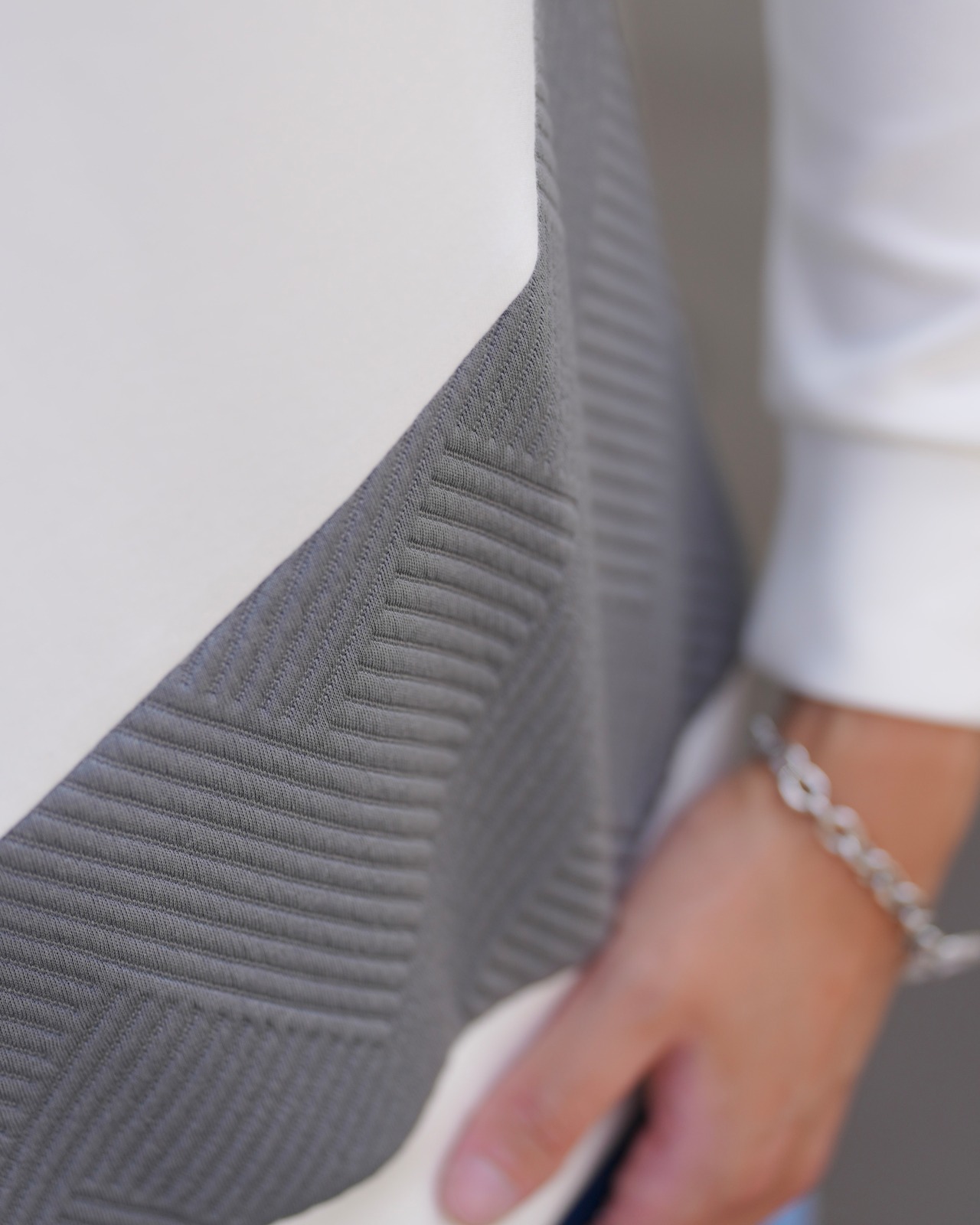 BELINDA HYBRID FABRIC SWEAT【BEL-M-030】