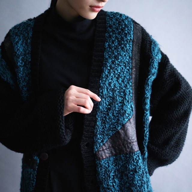 "black × turquoise blue" leather switching design low gauge knit cardigan