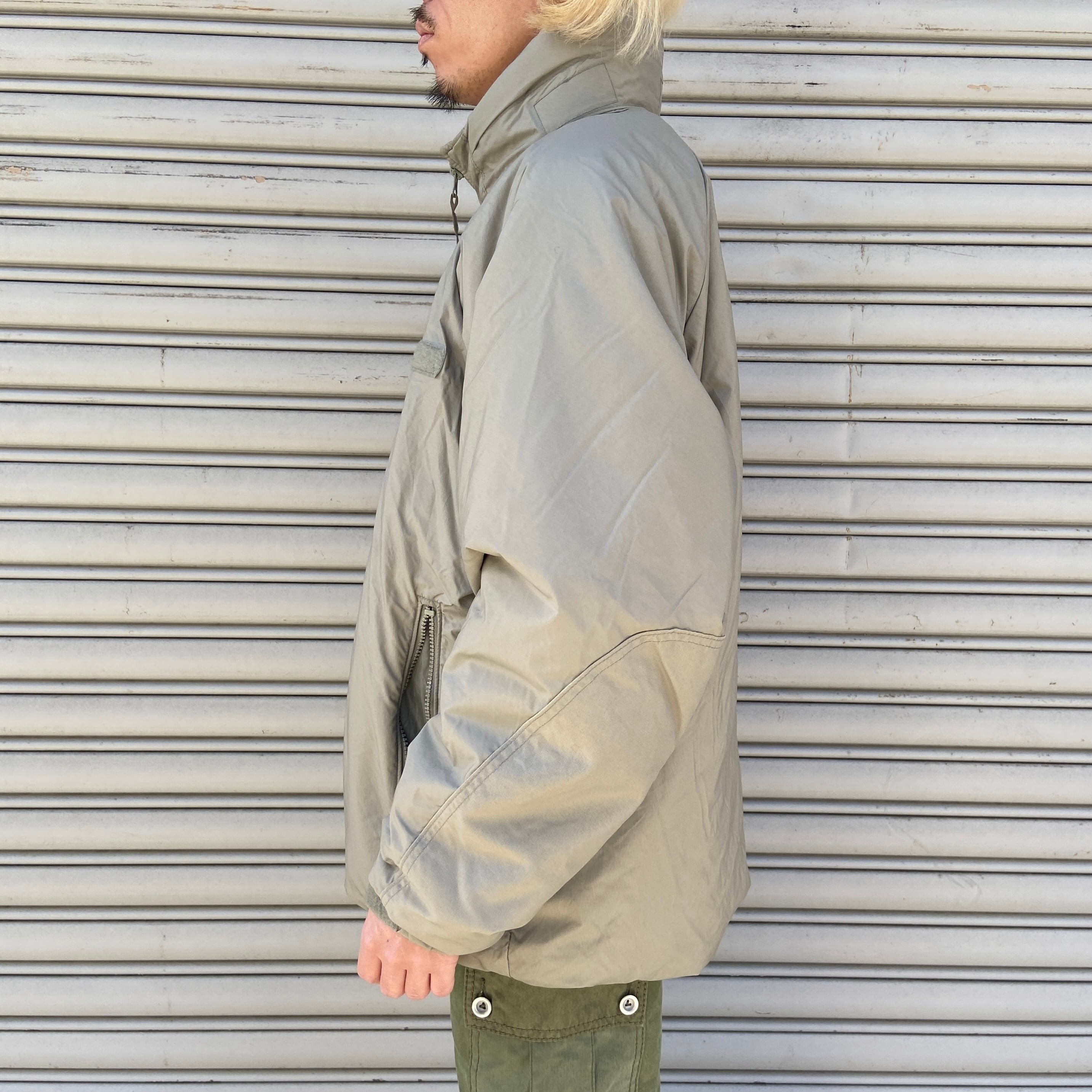 美品 ECWCS レベル7 プリマロフト ミリタリー M ワイルドシングス