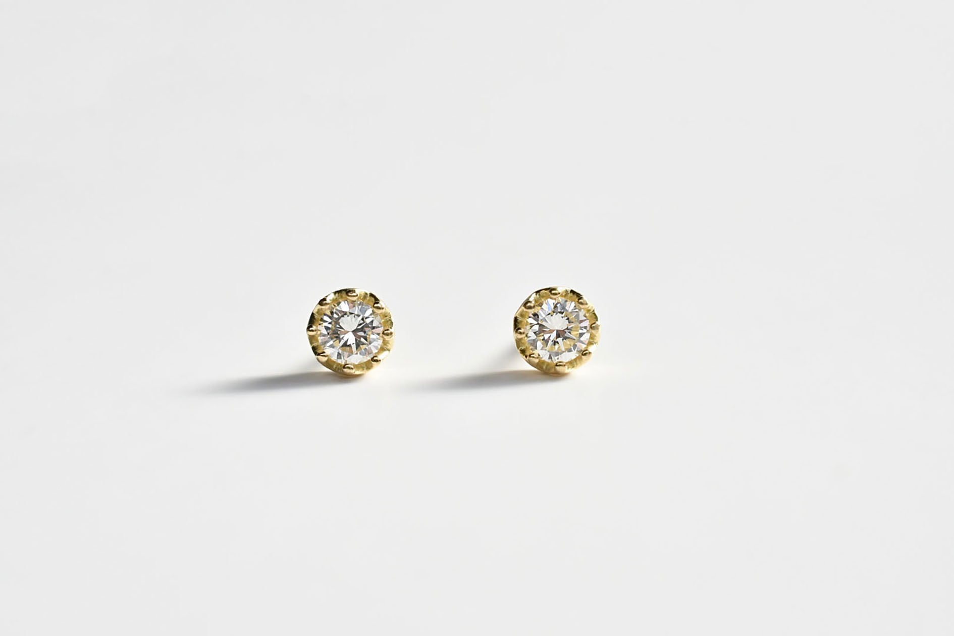 ▽ 天然ダイヤモンドピアス0.16ct k18 ピンクゴールドフープピアス 