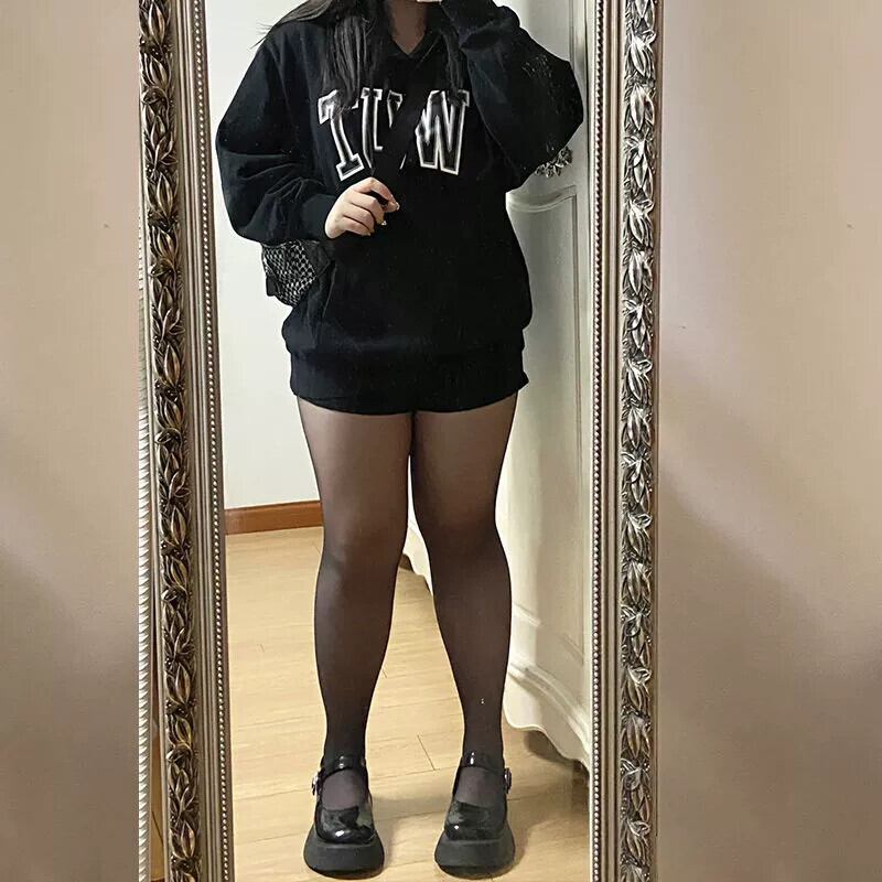 黒ストッキングプラスサイズの生脚アーティファクトセクシーな黒