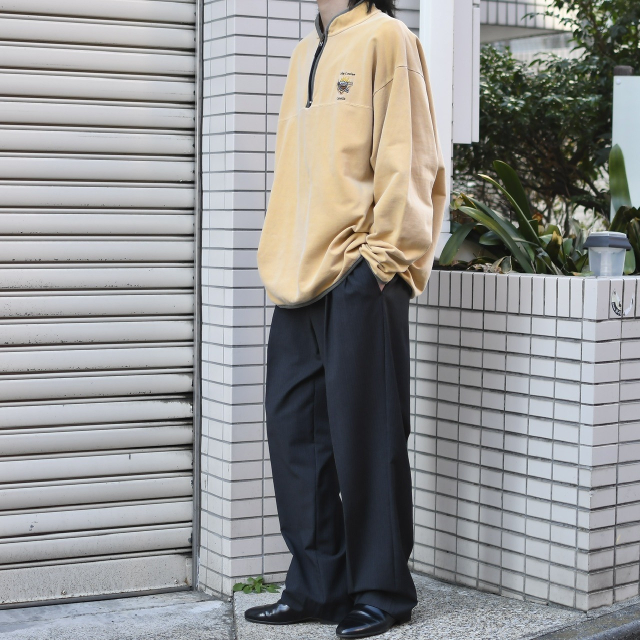 deer embroidery garment dye half zip souvenir sweat