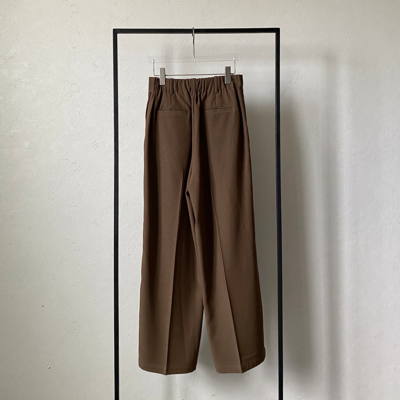 【受注予約:11月上旬入荷予定】アーバンツイルハイウエストタックPT/ベージュ