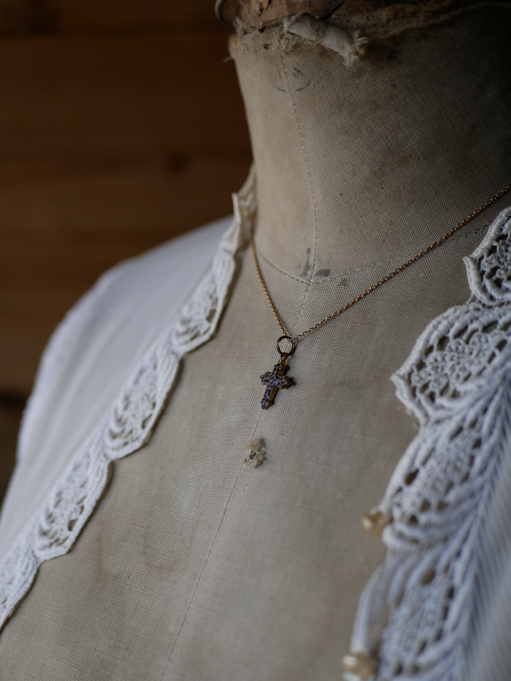 年代物　フランス　k18 ペンダント　トップ　エマイユ 年代物 フランス k18 ペンダント トップ エマイユ