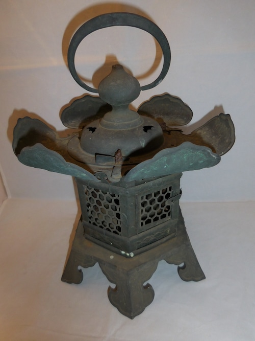 亀甲文透釣灯籠 hanging multi-metal temple lamp (made in Japan)(No2)