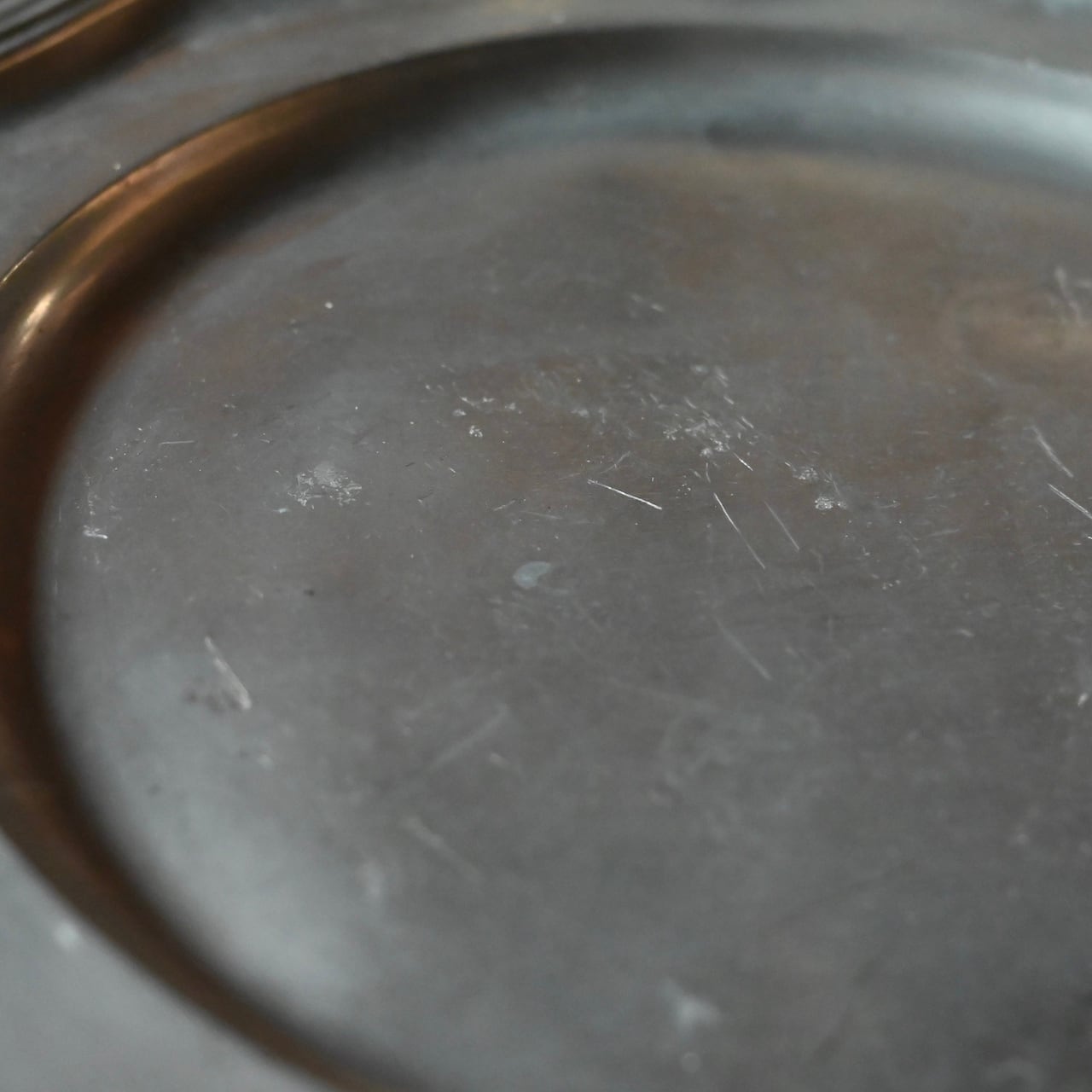 Pewter Plate / ピューター プレート〈 お皿・エタン・収納・店舗什器