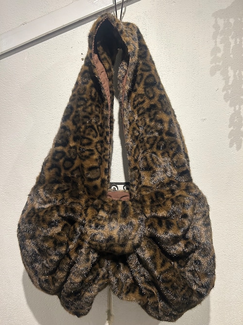 naokitomizuka  leopard big ribbon bag