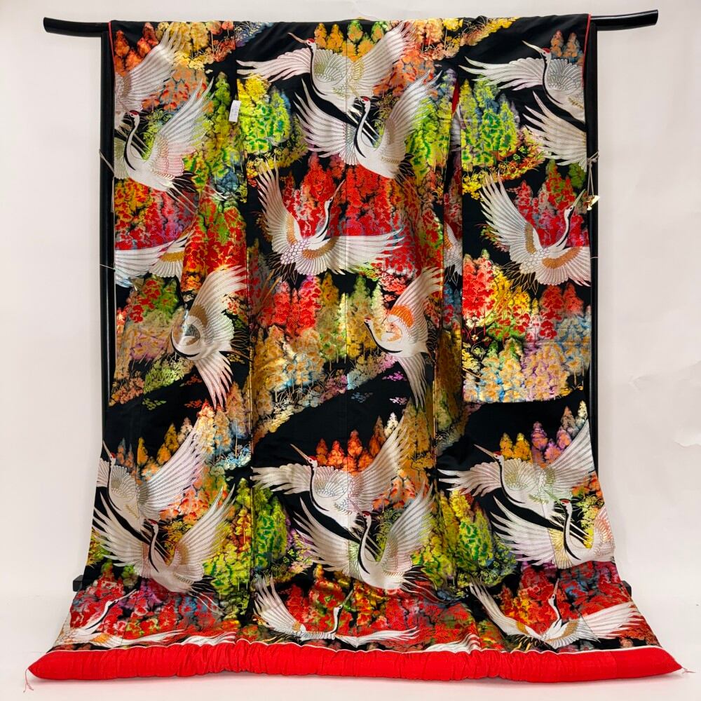 色打掛 正絹 鶴 刺繍 黒 打掛 花嫁衣裳 ポリエステル リサイクル 中古 ブライダル ウエディング 着物 6646