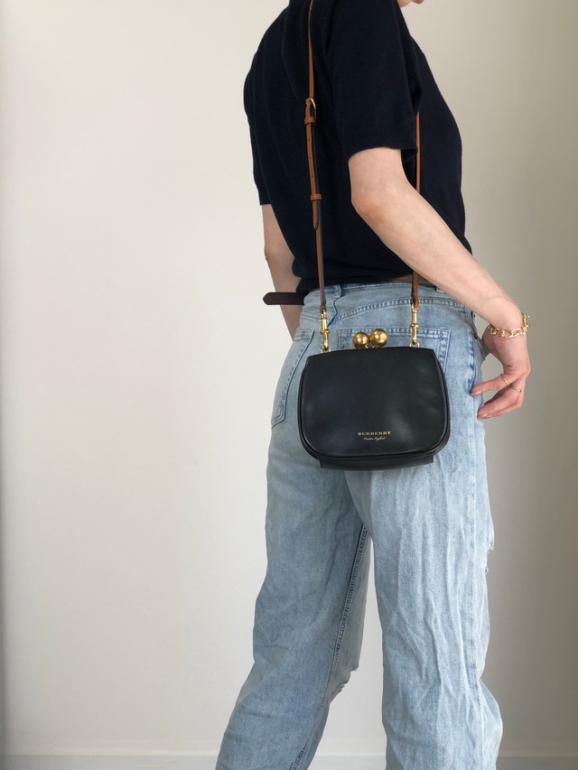BURBERRY バーバリー ショルダーバッグ ブラック がま口 レザー ミニバッグ vintage ヴィンテージ オールド hdymvu