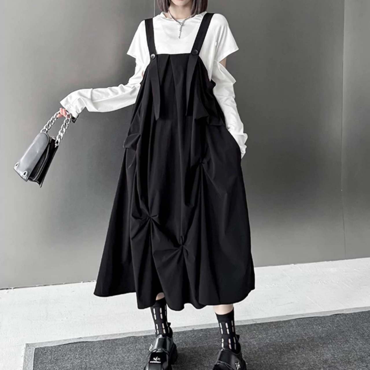 Mid-length A-line suspender dress (ME462)