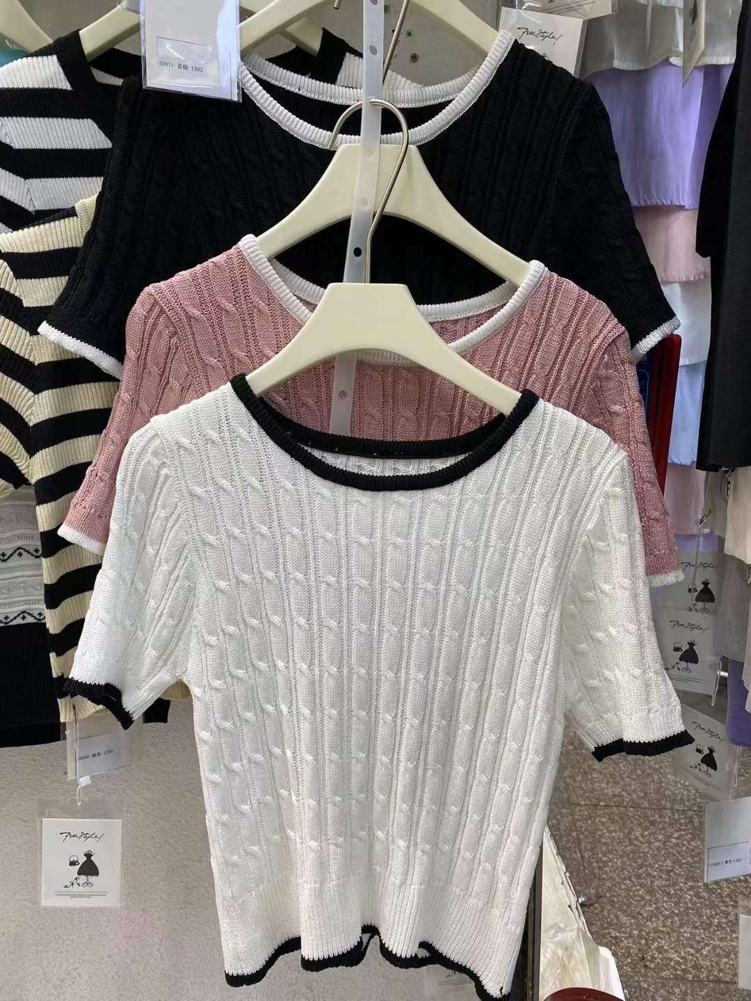 バイカラー半袖ニット　AJ11079-6377