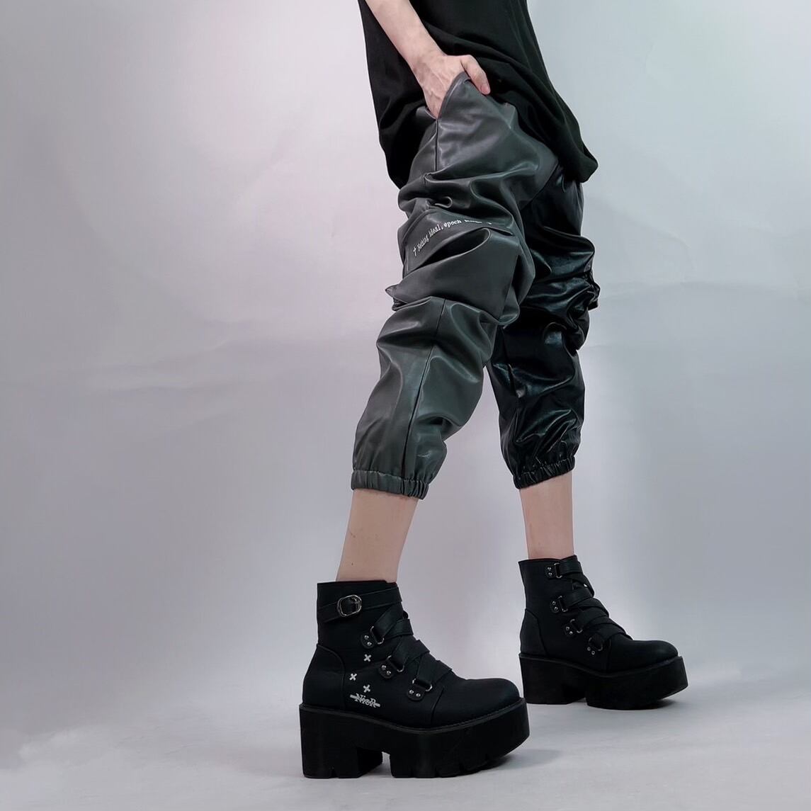 TWO-TONE 4POCKET FAKE LEATHER PANTS | NIER CLOTHING