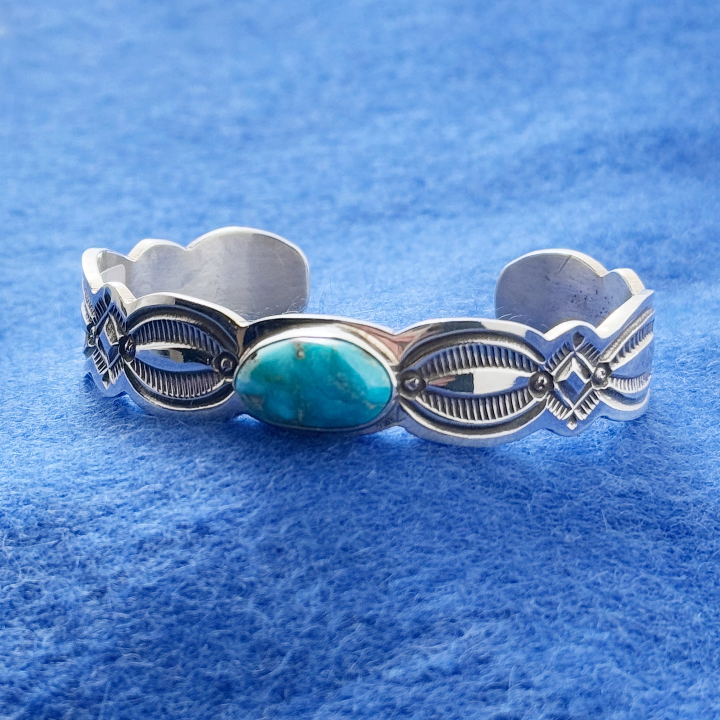 Indian Jewerly》一点物 ターコイズバングル Arnold Blackgoat作
