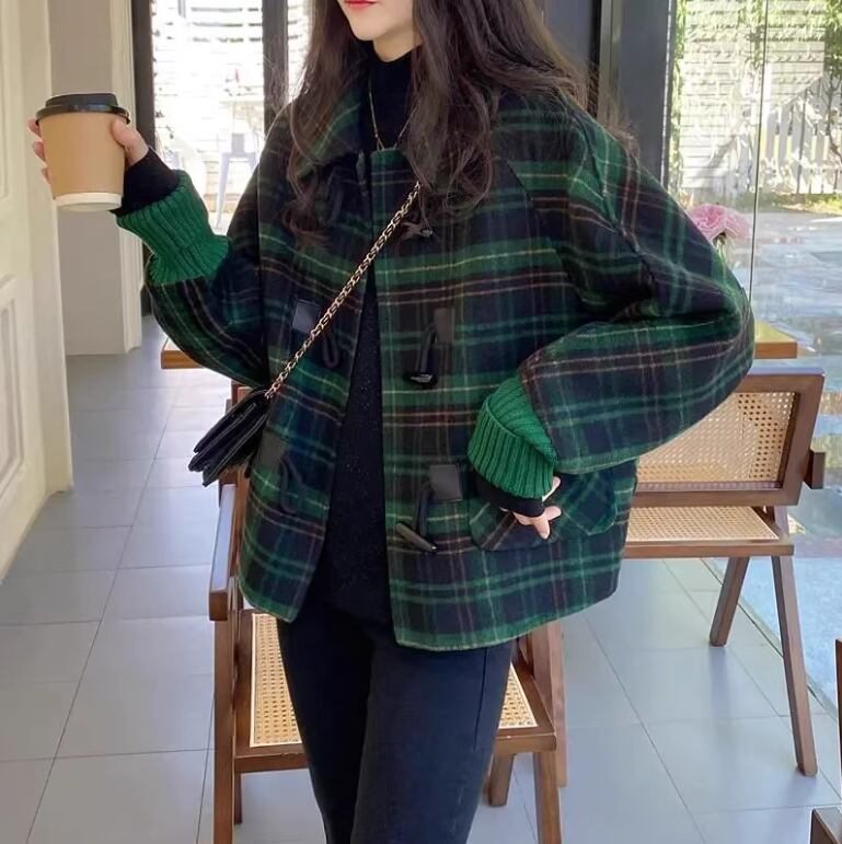 Batwing Sleeve Horn Button Wool Coat(CF183)