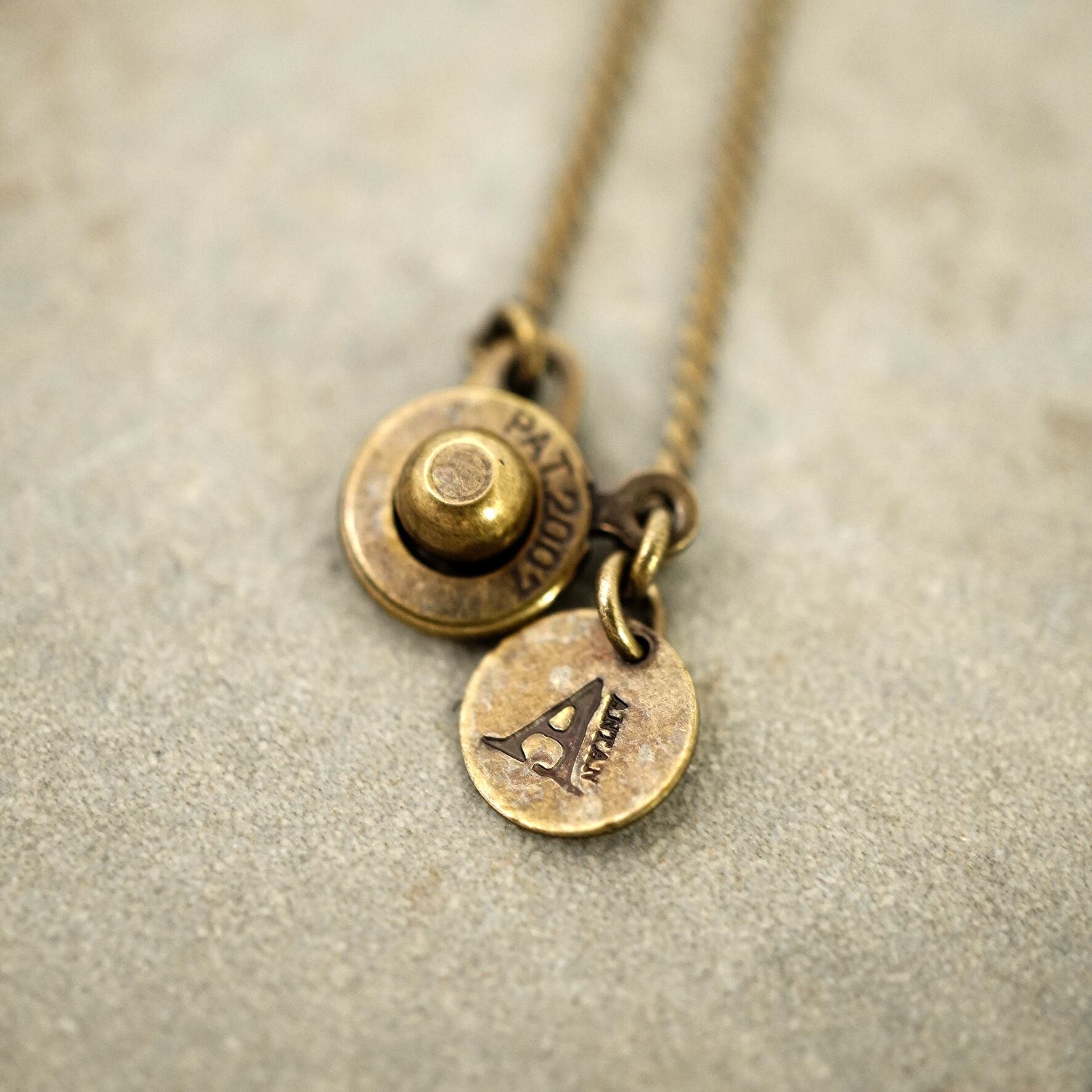 FRENCH ANTIQUE】KEY CHARM NECKLACE / D | ANTAN À TOKYO FRENCH ANTIQUE】KEY CHARM NECKLACE / D | ANTAN À TOKYO