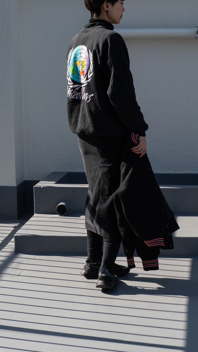 "UNITED NATIONS" '90s vintage Crew neck sweat