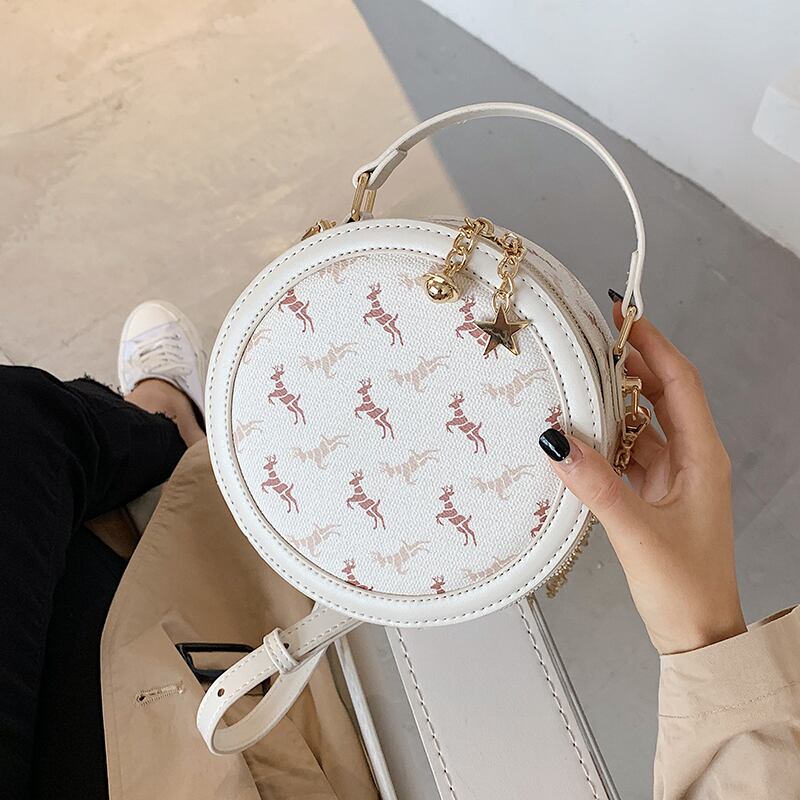 新しいスモールバッグレディースバッグ2020人気の新しいトレンディなファッションチェーンショルダーメッセンジャーバッグバージョンのネットレッドスモールラウンドバッグ 手作りハンドバック97739654189