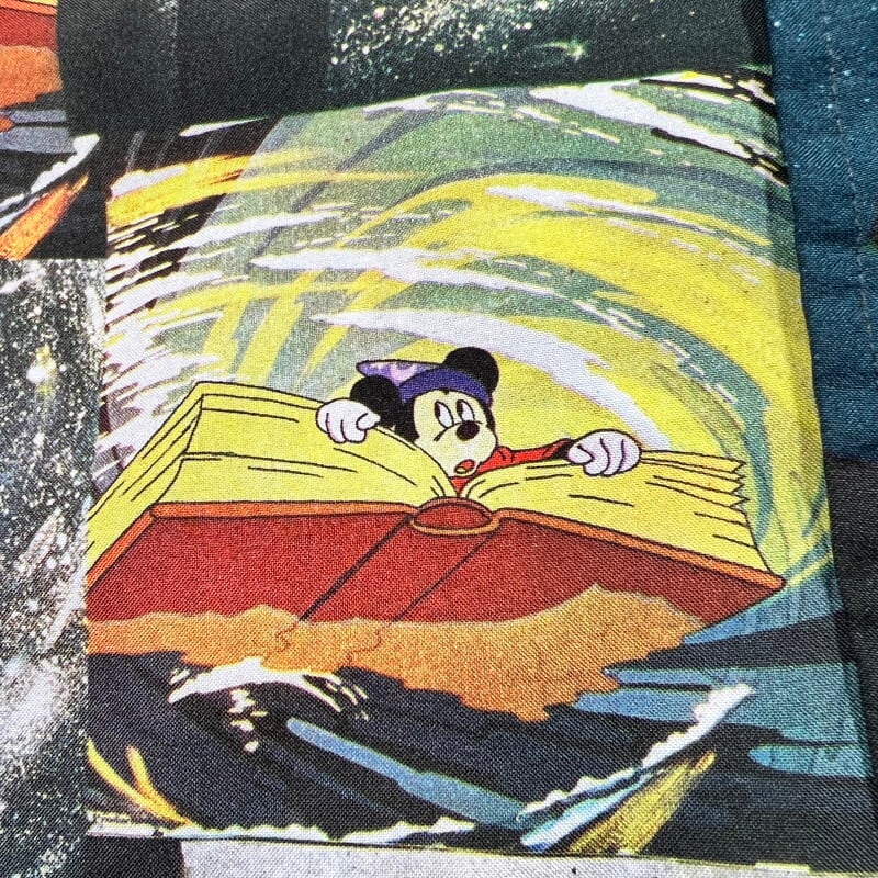 PICONE ピッコーネ イラスト総柄 中綿 リバーシブルベスト