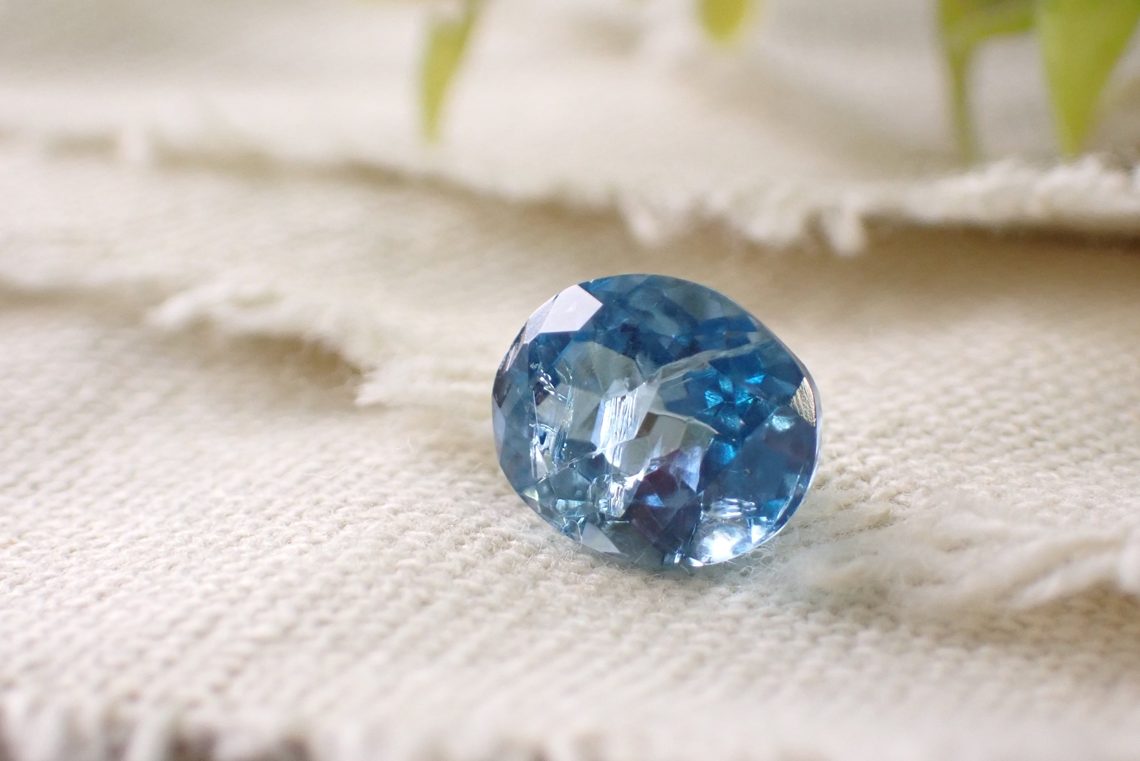 ティールブルーカイヤナイト ルース 天然 0.43ct | Pay ID