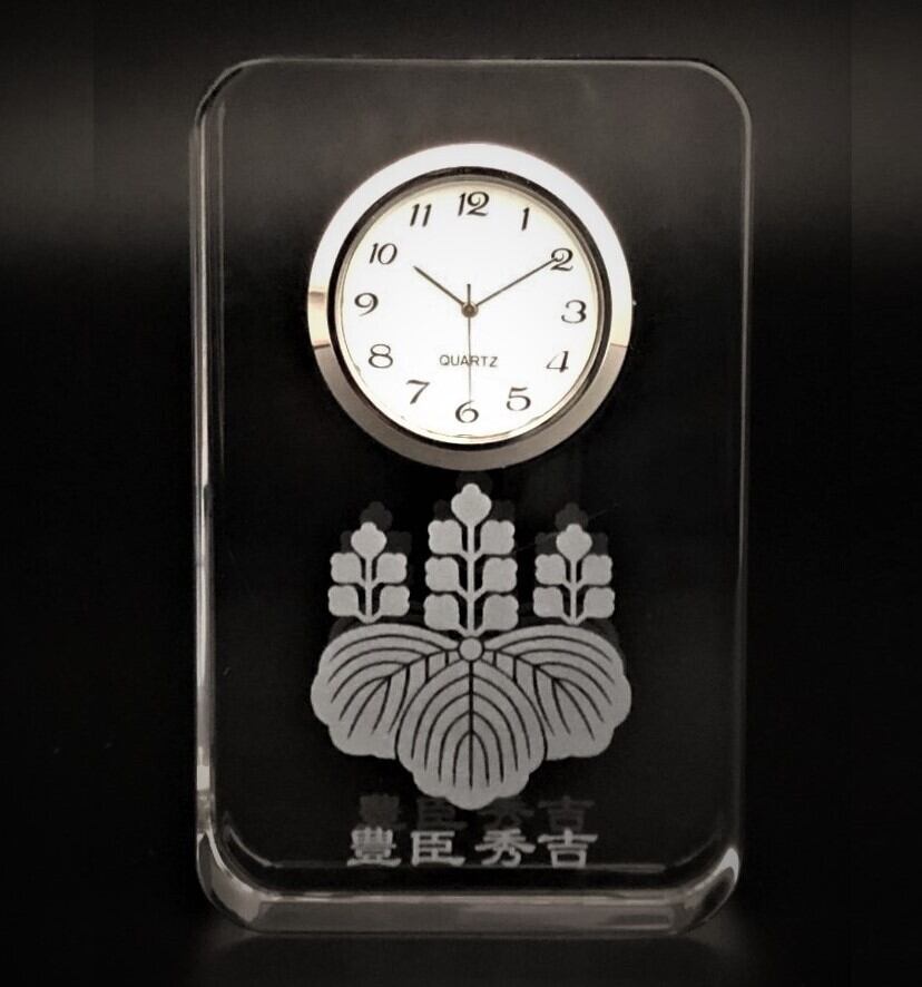 限定】豊臣秀吉 家紋 匠のレーザー硝子時計 | グリーミングハウス