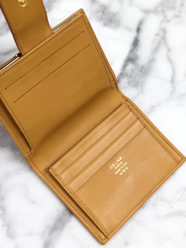 CELINE　セリーヌ　マカダム　ブラゾン型押し　コンパクトウォレット　がま口　財布　ブラウン　uphxmp