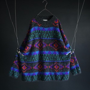 over silhouette mulch-color mix design Jacquard knit sweater