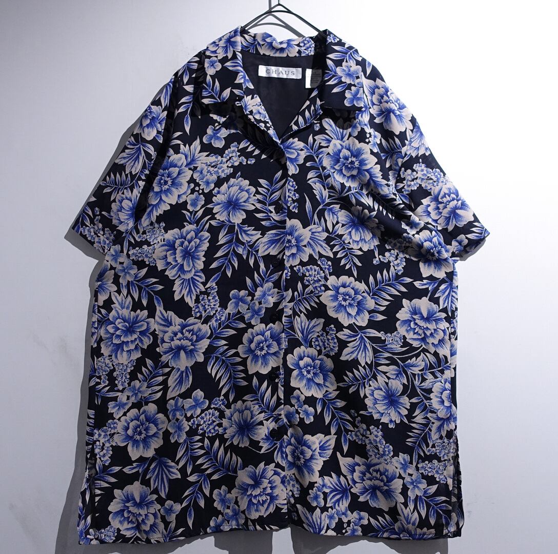 Black & Blue Flower Pattern Desgin Open Collar Shirt