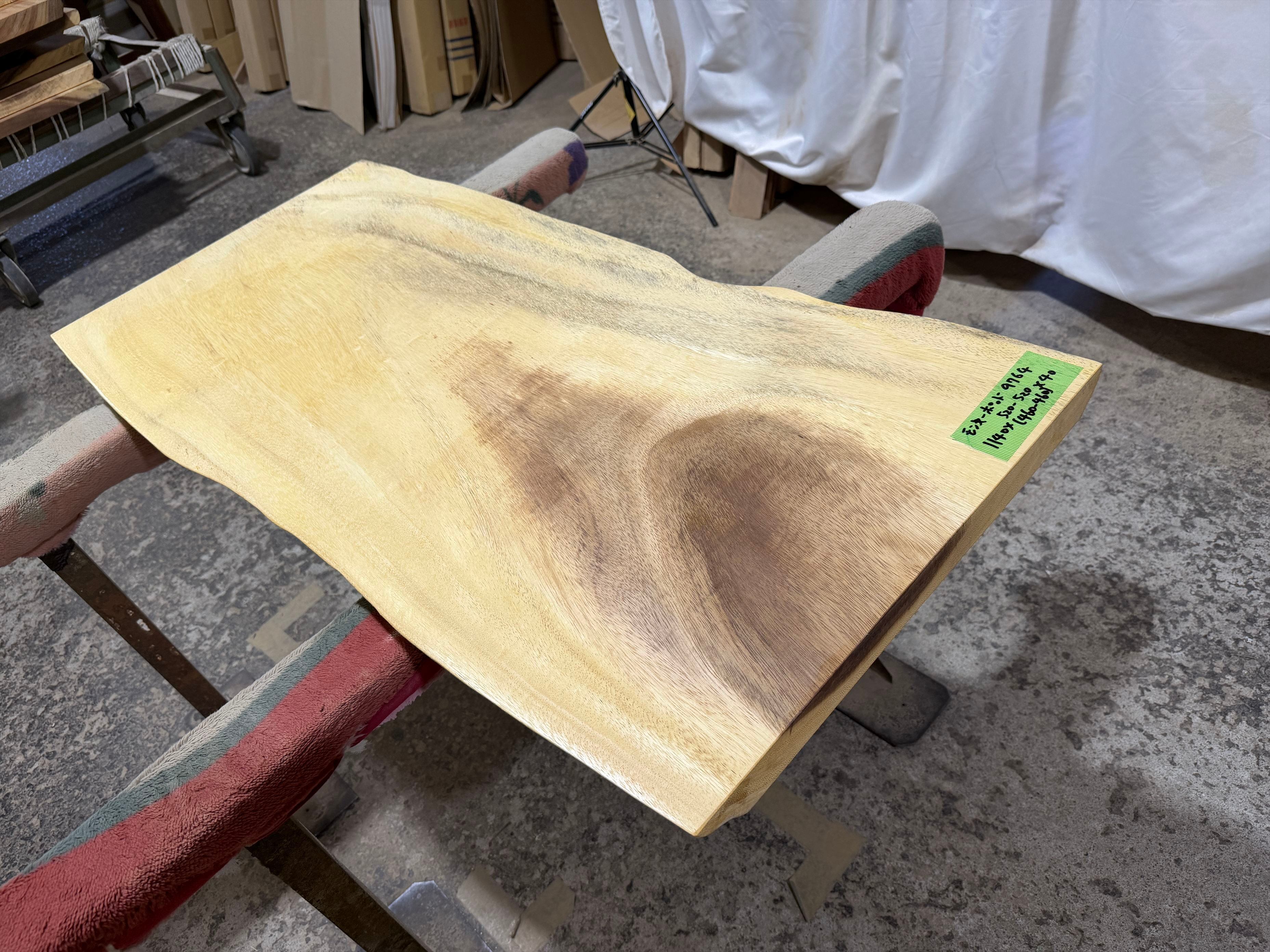 モンキーポッド9764 一枚板無垢 乾燥材 1140x520-520x40mm カウンター センターテーブル ダイニングテーブル
