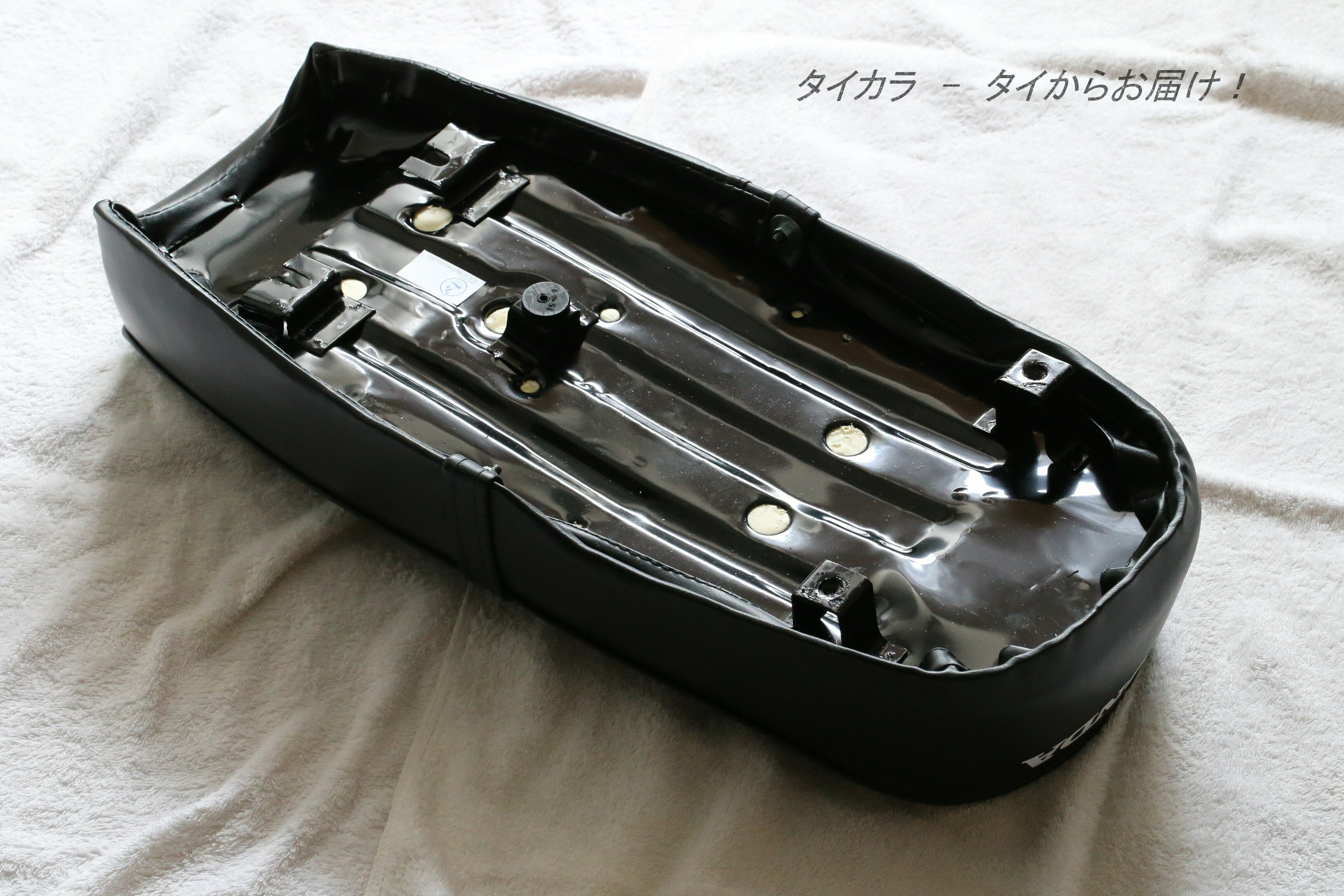 CB72 Yシート　純正 ホンダ 純正シート CB72、CB77 Yシート Y部品 デッドストック 【公式通販】