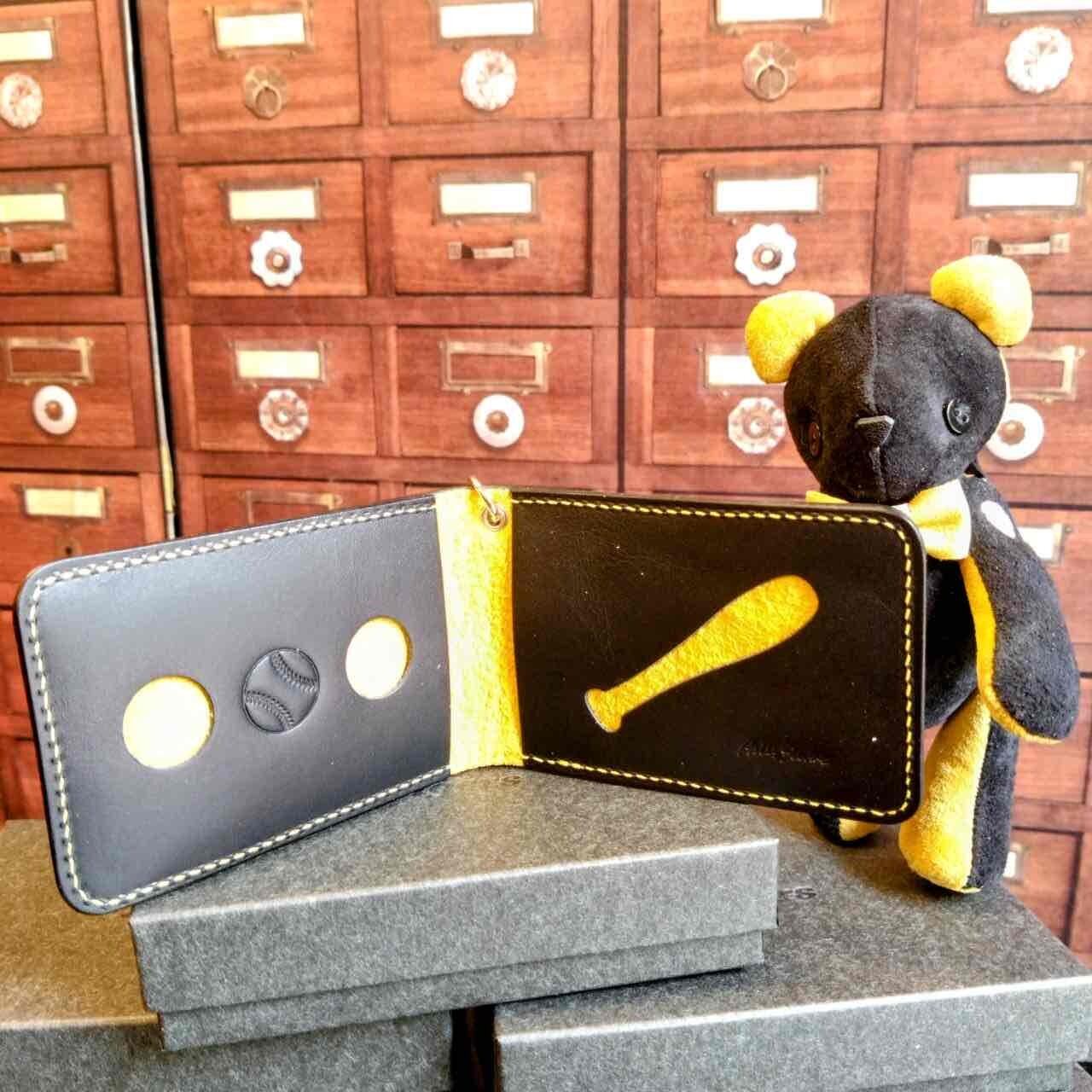 阪神タイガース×兵庫ジビエレザー】兵庫県産鹿革二つ折りパスケース