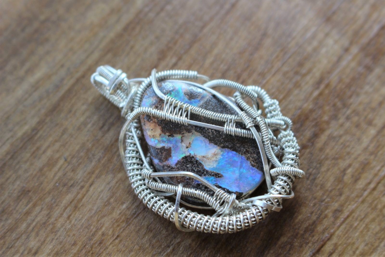 Boulder opal sillver925 wirewrapping pendant