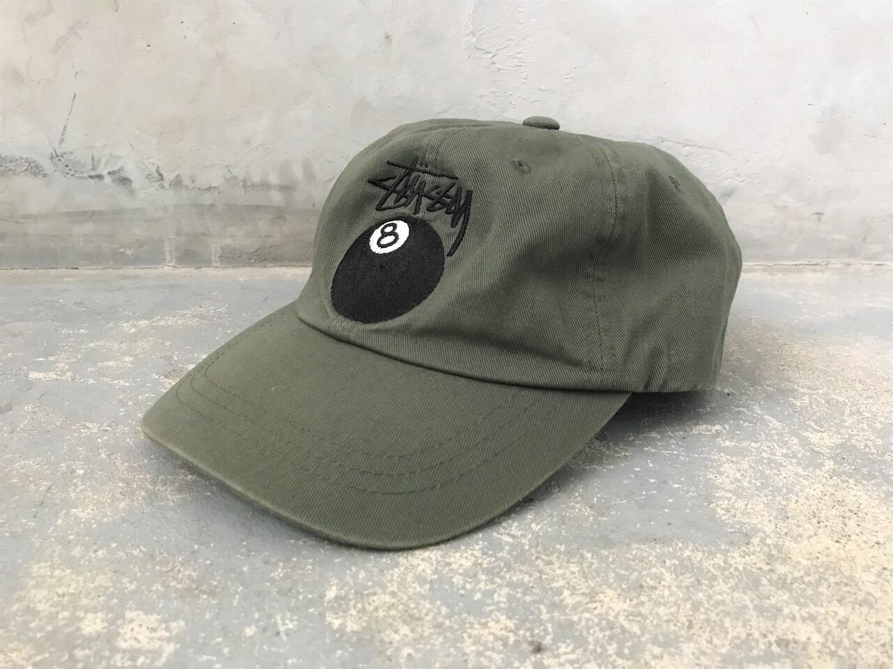 Stussy "8 ball" six panels cap