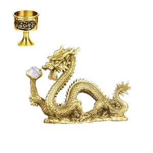 【在庫のみ】昇運金龍 龍 水晶玉持ち金龍 15mm玉水晶 金龍 五本爪 龍と水杯セット 龍と水杯で効果アップ 水杯 銅製 風水グッズ 風水 置物 開運 昇運 機運上昇風水 5本 爪 龍 五本爪 干支 縁起物 厄除け 吉祥開運 贈答 ギフト龍の置物 開運祈願 銅製 風水龍 (龍01)