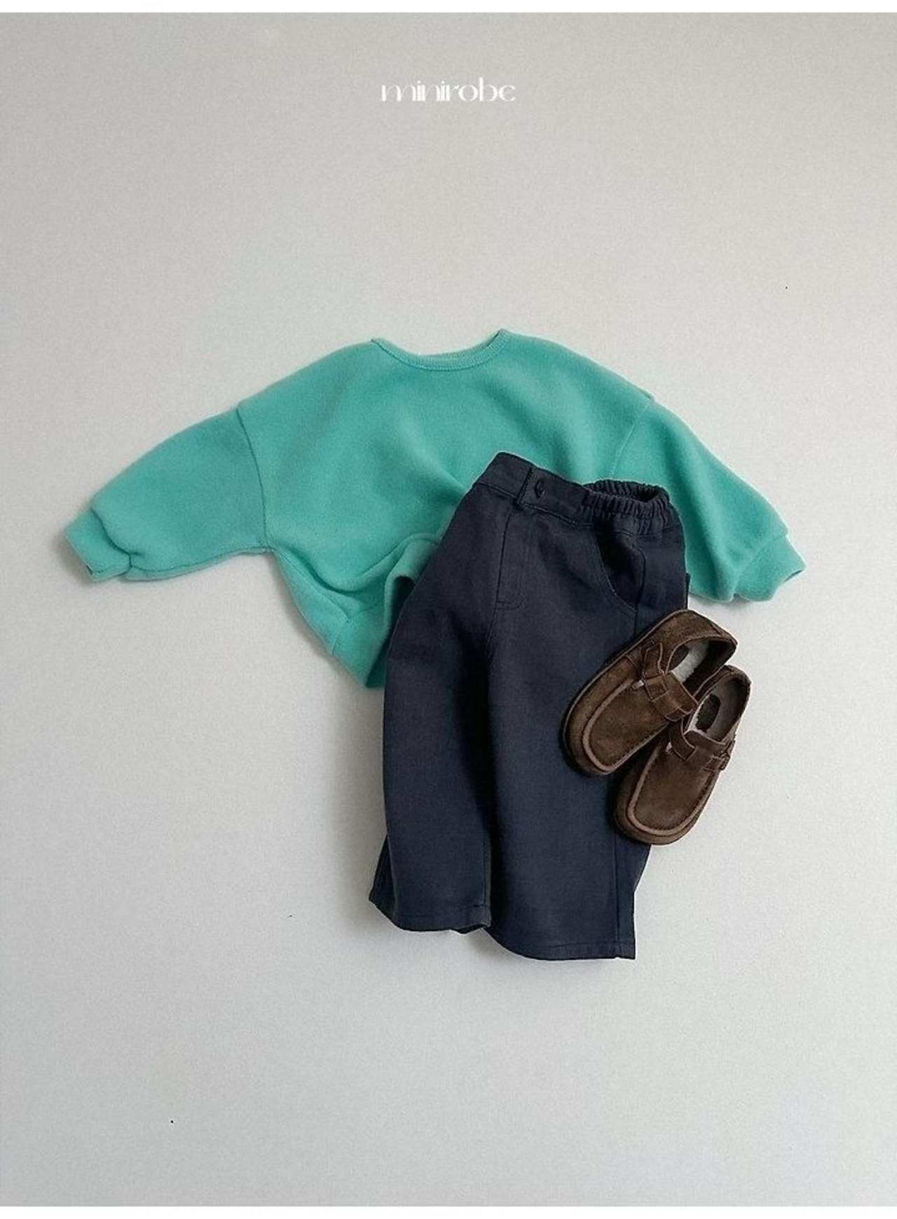 〖取寄〗韓国子供服 / 26winter / minirobe / ビートルズトレーナー / キッズ *S~XL*