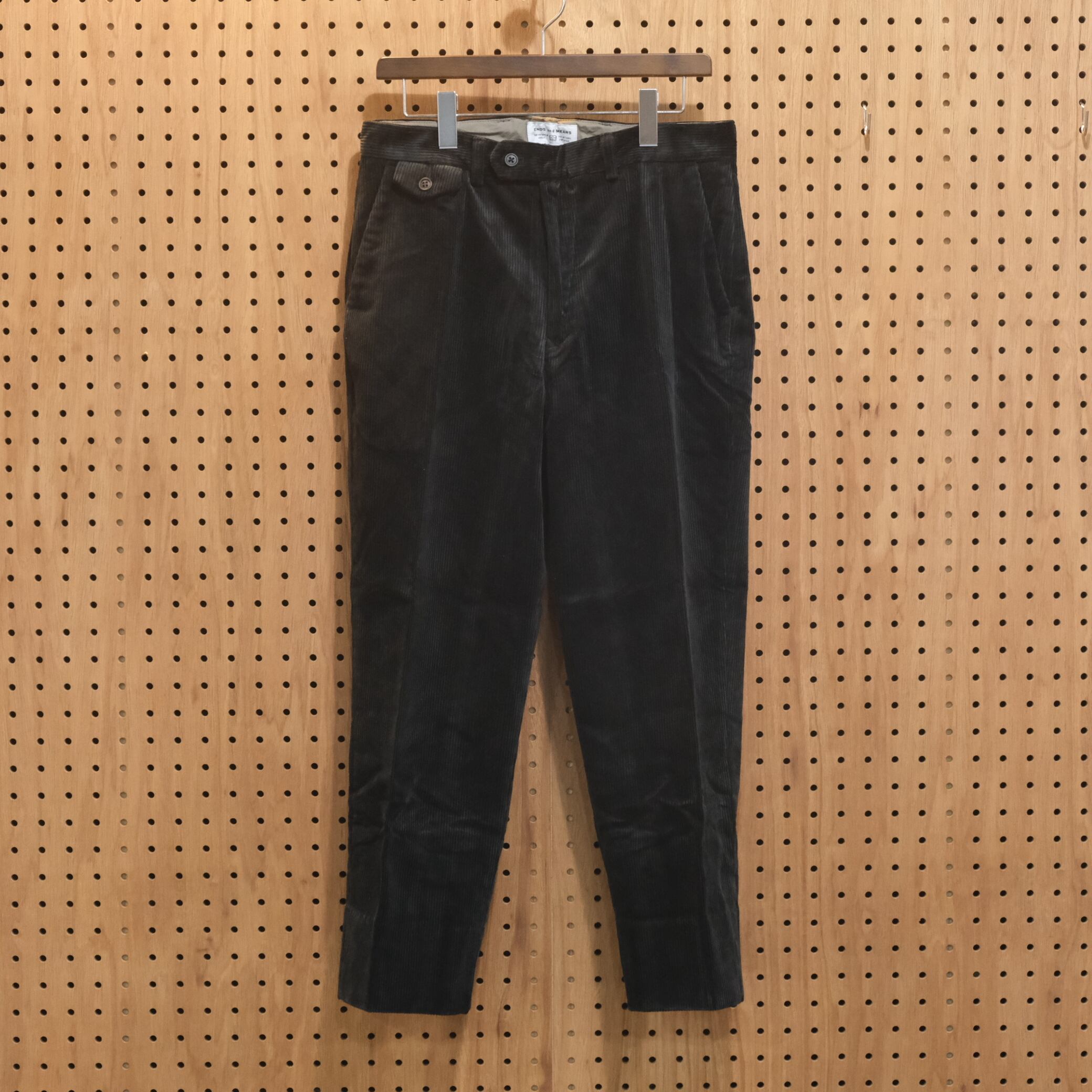 ENDS and MEANS（エンズ アンド ミーンズ）Grandpa Cord Trousers -Black- #EM-ST-P04 |  roamers and seekers